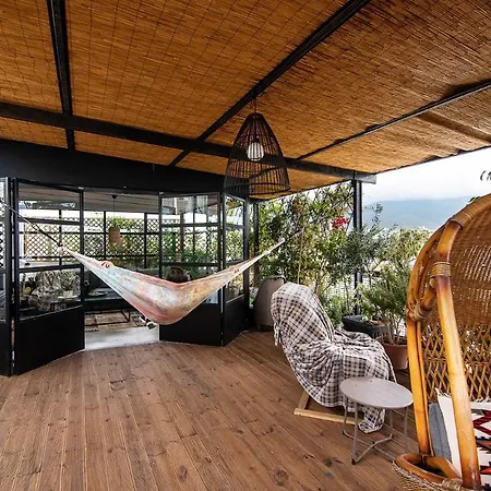 Apartment Unique Solar Penthouse With Jacuzzi And Sauna In